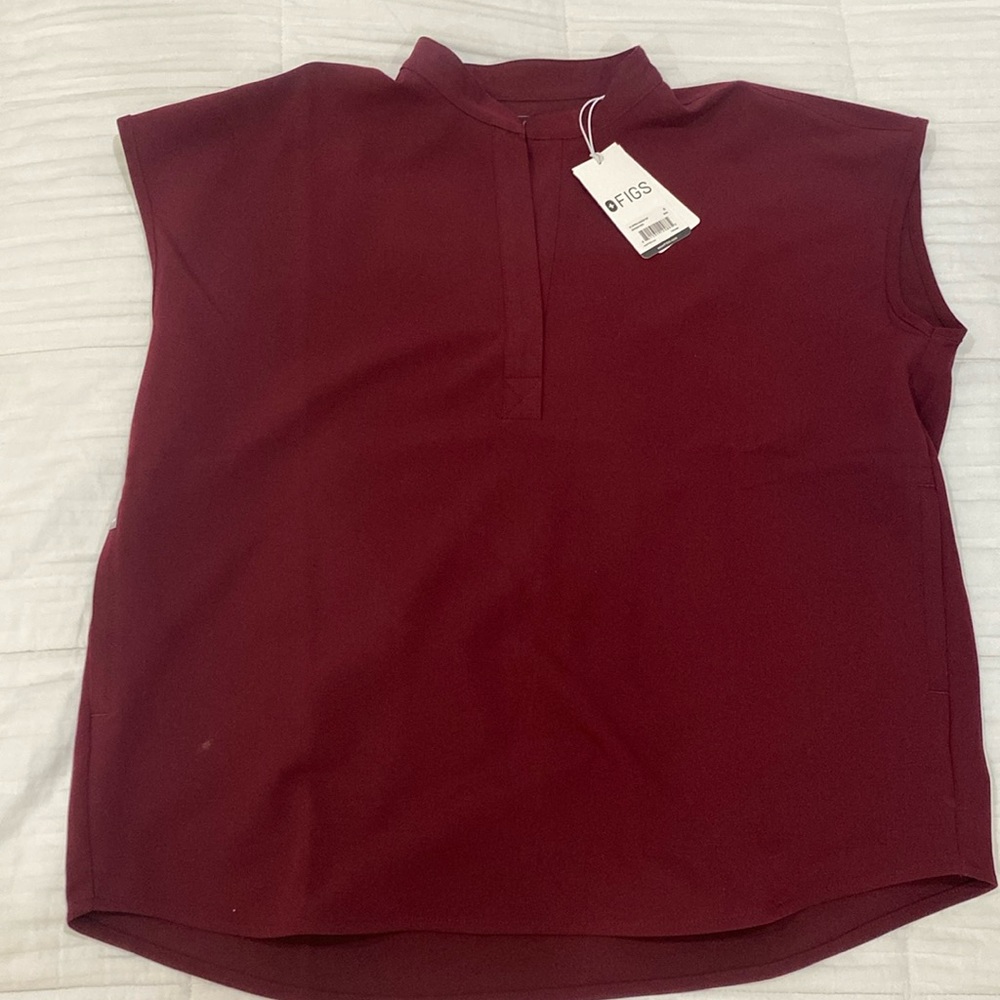 Figs pregnancy scrub set